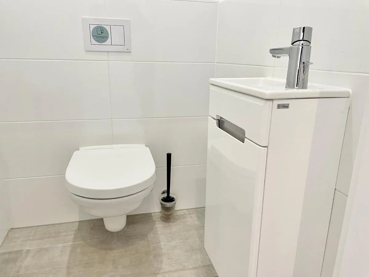 Spacious Apartment - 15 Min To Center Viena 0*,  Austria