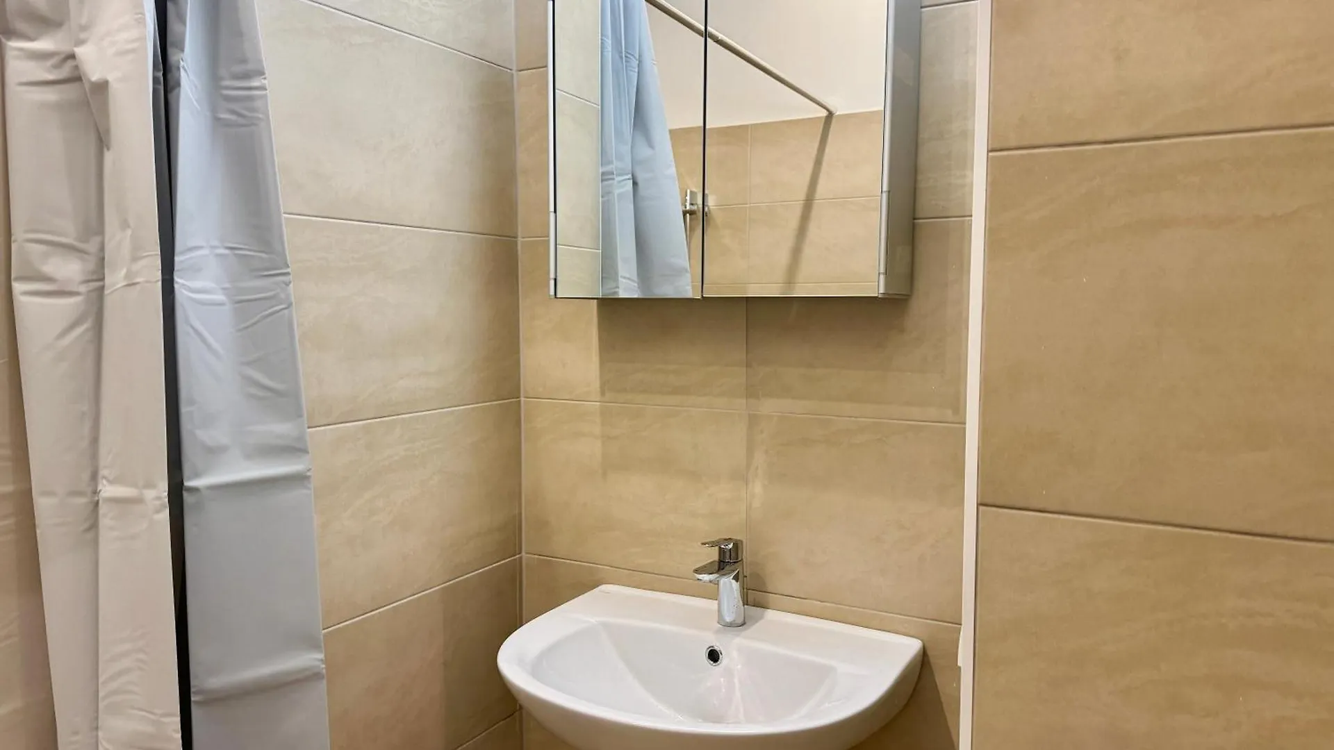Spacious Apartment - 15 Min To Center Viena Austria